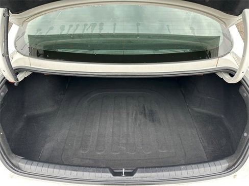 Used 2023 Hyundai Sonata Limited image 30