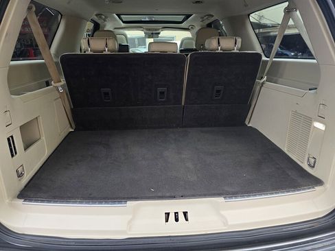 Used 2018 Lincoln Navigator L Reserve image 18