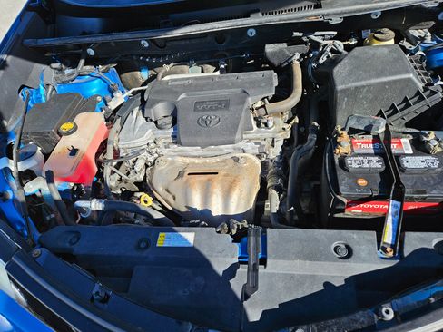 Used 2016 Toyota RAV4 SE image 23