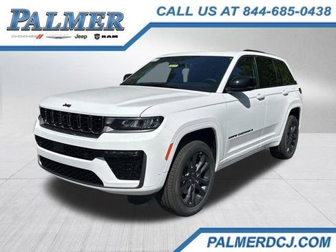 New 2026 Jeep Grand Cherokee Limited AWD/4WD image 1