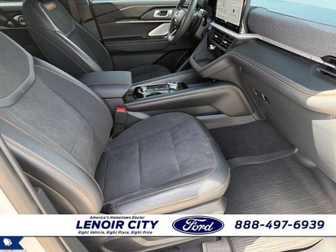 Used 2026 Ford Explorer Tremor w/ Tremor Ultimate Package AWD/4WD image 11