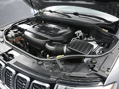Used 2017 Jeep Grand Cherokee Limited AWD/4WD image 52