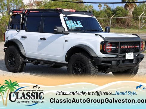 Used 2024 Ford Bronco Wildtrak image 1