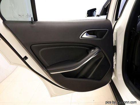 Used 2020 Mercedes-Benz GLA 250 GLA 250 image 26