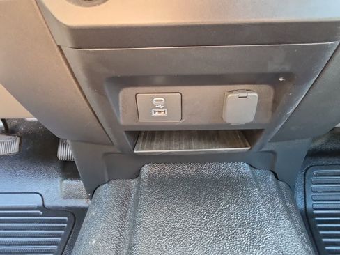 Used 2021 Ford F250 XL AWD/4WD image 26