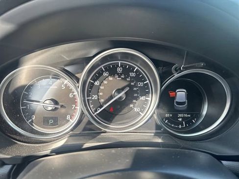 Used 2023 MAZDA CX-5 Carbon Edition image 2