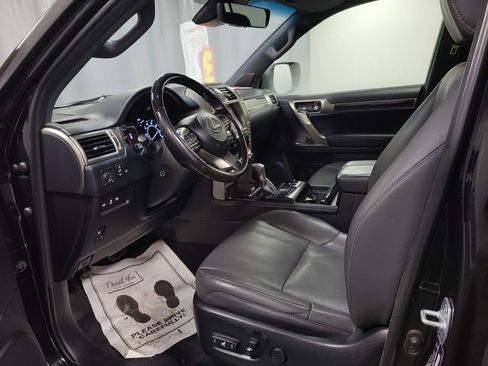 Used 2020 Lexus GX 460 Premium image 12