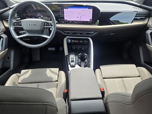 New 2025 Audi Q5 Premium AWD/4WD image 28