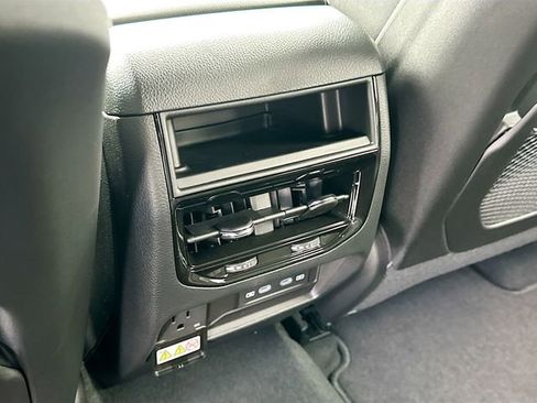 New 2026 Jeep Grand Cherokee 4WD image 18