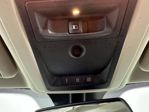 Used 2016 RAM 1500 Classic SLT image 23