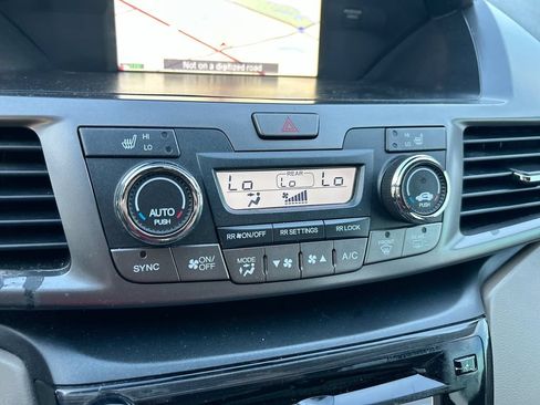 Used 2014 Honda Odyssey Touring Elite image 27