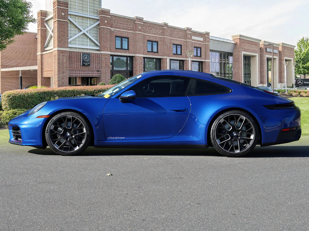 Used 2026 Porsche 911 Carrera RWD image 8