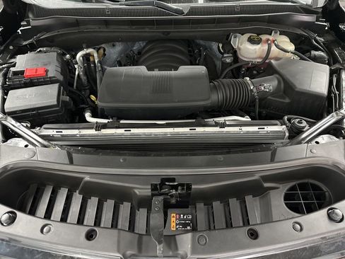 Used 2024 Chevrolet Tahoe LT w/ LT Signature Package image 38