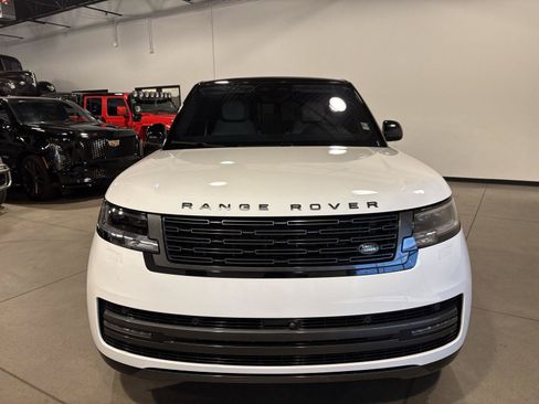 Used 2023 Land Rover Range Rover Long Wheelbase SE AWD/4WD image 8