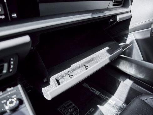 Used 2022 Porsche 911 Carrera 4 GTS w/ Premium Package image 75