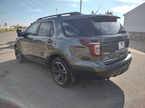 Used 2015 Ford Explorer Sport w/ Equipment Group 401A image 3