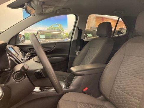 Used 2019 Chevrolet Equinox LT FWD image 10