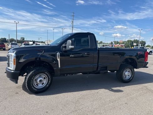 Used 2023 Ford F250 XL w/ XL Off-Road Package image 22