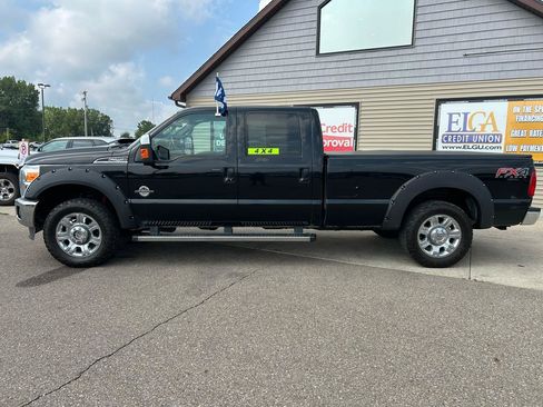 Used 2016 Ford F250 Lariat w/ Lariat Ultimate Package AWD/4WD image 8