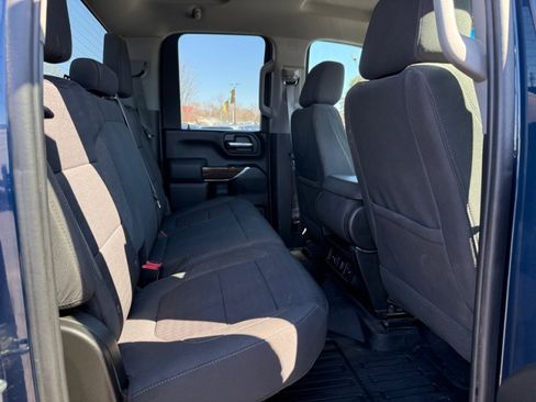 Used 2023 GMC Sierra 2500 SLE image 22