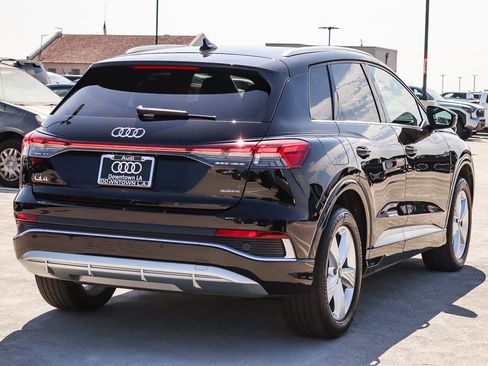 Used 2023 Audi Q4 e-tron Premium w/ Convenience Package AWD/4WD image 4
