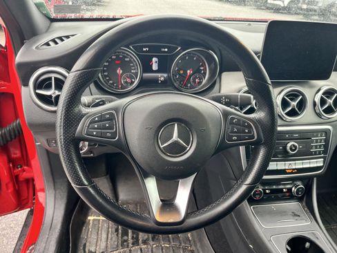 Used 2019 Mercedes-Benz GLA 250 4MATIC image 16