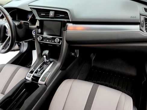 Used 2018 Honda Civic EX-T image 15