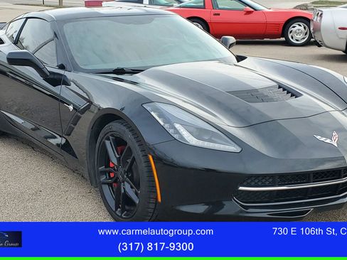 Used 2019 Chevrolet Corvette Stingray Coupe w/ 1LT image 1