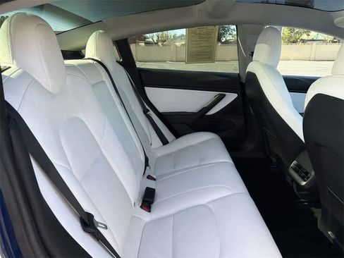 Used 2021 Tesla Model 3 Long Range image 34