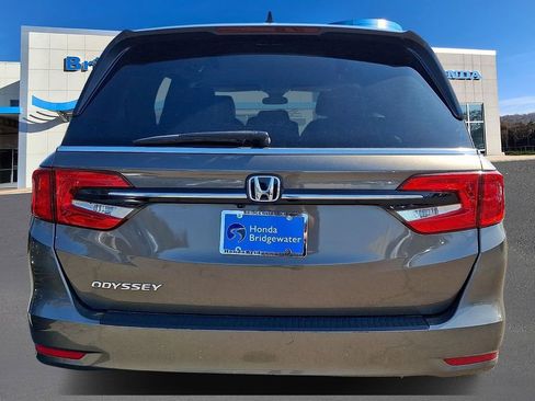 Used 2023 Honda Odyssey EX image 5