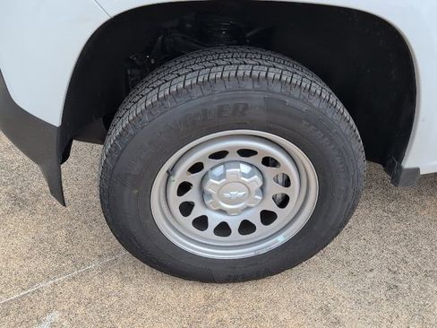 New 2026 Chevrolet Colorado W/T image 3