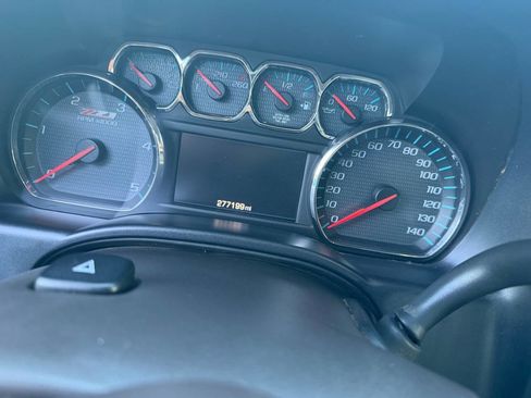 Used 2015 Chevrolet Silverado 2500 LTZ w/ Duramax Plus Package image 14