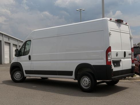 Used 2025 RAM ProMaster 2500 w/ Convenience Group FWD image 10