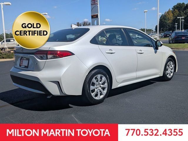 Certified 2022 Toyota Corolla LE FWD image 3