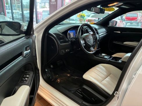 Used 2021 Chrysler 300 S image 15