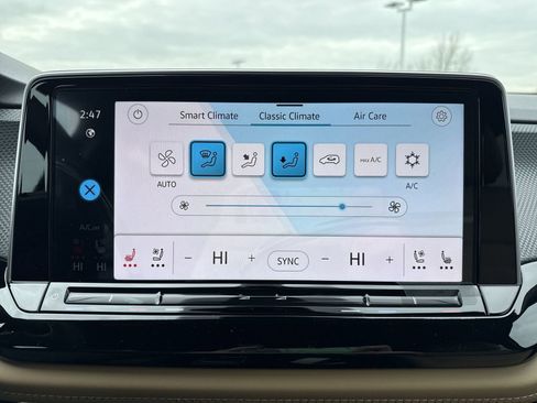 New 2026 Volkswagen Atlas Cross Sport SEL R-Line image 20