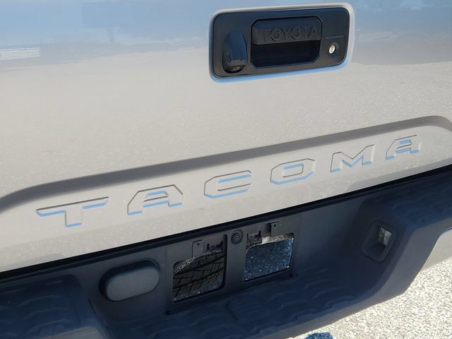 Used 2016 Toyota Tacoma SR w/ SR Convenience Package RWD image 30