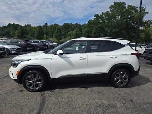 Used 2024 Kia Seltos S AWD/4WD image 4