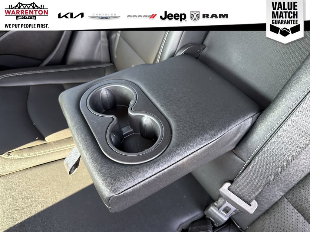 Used 2023 GMC Terrain SLT w/ Tech Package AWD/4WD image 16