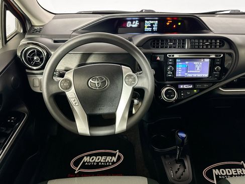 Used 2015 Toyota Prius C Two image 19