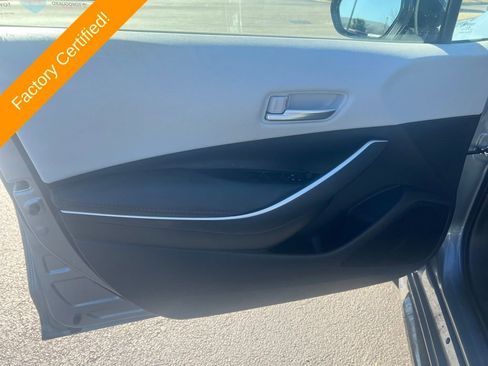 Used 2025 Toyota Corolla SE image 9