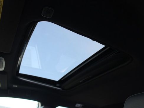 New 2026 Toyota Sienna XSE image 18