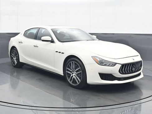 Used 2019 Maserati Ghibli S Q4 AWD/4WD image 9