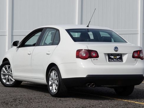 Used 2010 Volkswagen Jetta Limited Edition FWD image 20