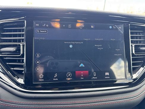 Used 2025 Dodge Durango GT w/ Blacktop Package image 18