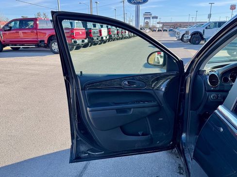 Used 2013 Buick Enclave Premium w/ Trailering Provision Package image 13