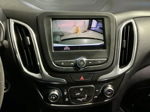 Used 2020 Chevrolet Equinox LT image 27