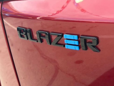 Used 2024 Chevrolet Blazer EV RS AWD/4WD image 31