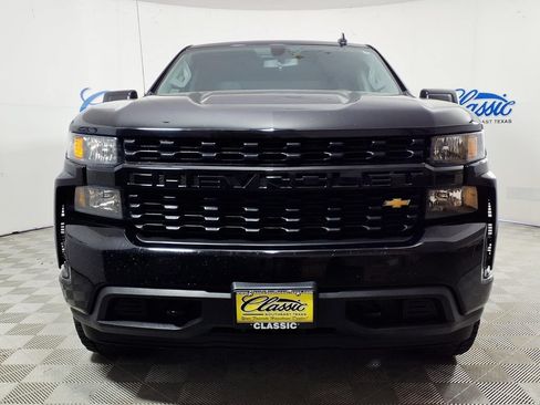Used 2021 Chevrolet Silverado 1500 Custom AWD/4WD image 3