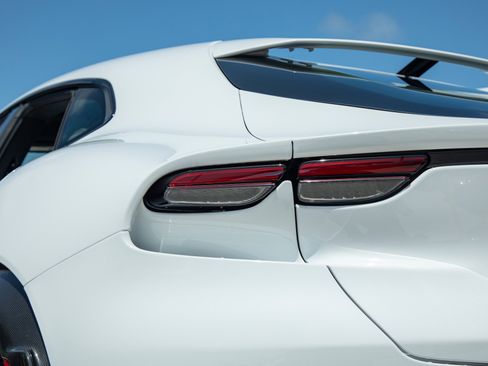 Certified 2024 Ferrari Purosangue image 15